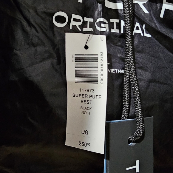 NWT Aritzia the super puff Snug Vest - Picture 6 of 12